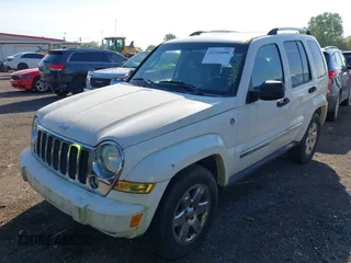 2005 Jeep Liberty Limited with VIN 1J4GL58K05W509884, listed as a IAAI auction lot 42245608 with 201,419 mi miles and . Bid and sale history available at DreamBid. Image 4.