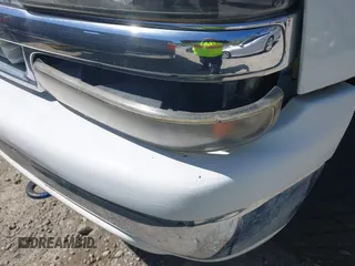 2003 Chevrolet Tahoe LS with VIN 1GNEK13Z13J131945, listed as a IAAI auction lot 42036677 with Not Provided miles. Bid and sale history available at carsss.com. Image 12.