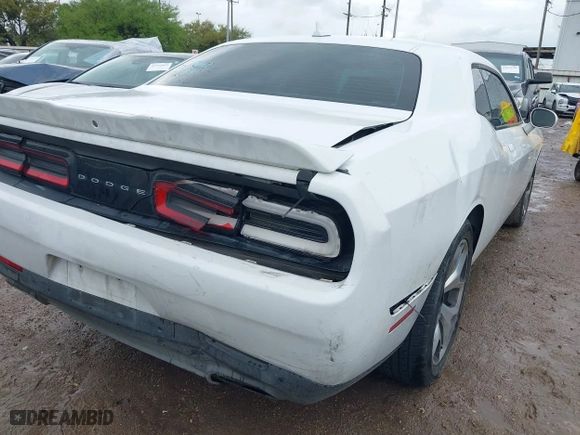 2015 Dodge Challenger SXT Plus with VIN 2C3CDZBG9FH713343, listed as a IAAI auction lot 41891760 with 152,620 mi miles. Bid and sale history available at carsss.com. Image 6.