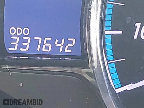 2014 Toyota Sienna XLE with VIN 5TDYK3DC5ES433949, listed as a IAAI auction lot 42095625 with 337,642 mi miles and . Bid and sale history available at DreamBid. Image 16.