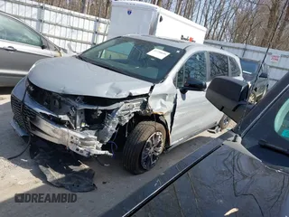 2024 Toyota Sienna XSE z VIN 5TDXSKFC4RS145137, wystawiony jako IAAI lot #41750659 z przebiegiem 17 606 mil mil oraz . Historia ofert i sprzedaży dostępna na DreamBid. Obrazek 18.