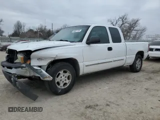2004 Chevrolet Silverado 1500 LS with VIN 1GCEC19T04E383768, listed as a Copart auction lot 44621735 with 260,332 mi miles and Salvage Title. Bid and sale history available at DreamBid. Image 1.