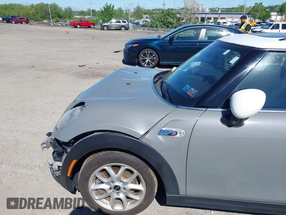 2018 MINI Hardtop Cooper S with VIN WMWXP7C51J2A47022, listed as a IAAI auction lot 42199086 with 70,065 mi miles and . Bid and sale history available at DreamBid. Image 22.