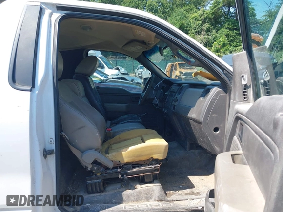 2009 Ford F-150 XL z VIN 1FTRF12W69KB82432, wystawiony jako IAAI lot #42659544 z przebiegiem 186 919 mil mil oraz . Historia ofert i sprzedaży dostępna na DreamBid. Obrazek 5.