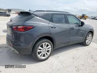 2021 Chevrolet Blazer LT z VIN 3GNKBJR45MS520568, wystawiony jako Copart lot #50696095 z przebiegiem 43 676 mil mil oraz Szkoda całkowita • Salvage title. Historia ofert i sprzedaży dostępna na DreamBid. Obrazek 3.
