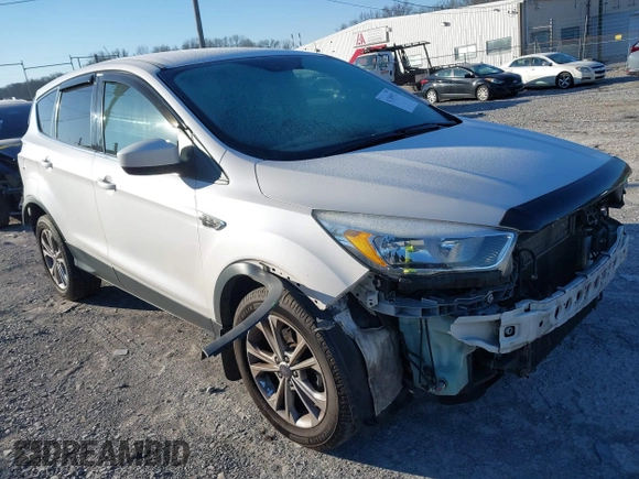 2017 Ford Escape SE z VIN 1FMCU0GD5HUB35744, wystawiony jako IAAI lot #41389972 z przebiegiem 171 623 mil mil oraz . Historia ofert i sprzedaży dostępna na DreamBid. Obrazek 1.