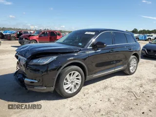 2023 Lincoln Corsair Standard z VIN 5LMCJ1CA0PUL27014, wystawiony jako Copart lot #47013275 z przebiegiem 9712 mil mil oraz Szkody całkowita. Historia ofert i sprzedaży dostępna na DreamBid. Obrazek 1.