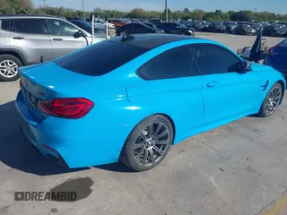 2018 BMW M4 z VIN WBS4Y9C52JAC86138, wystawiony jako IAAI lot #41744116 z przebiegiem 106 771 mil mil oraz . Historia ofert i sprzedaży dostępna na DreamBid. Obrazek 4.