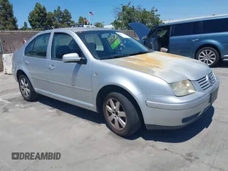 2004 Volkswagen Jetta GL z VIN 3VWRA69M44M041485, wystawiony jako IAAI lot #42742173 z przebiegiem 197 029 mil mil oraz . Historia ofert i sprzedaży dostępna na DreamBid. Obrazek 1.