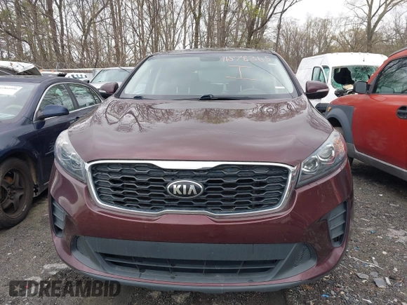 2020 Kia Sorento LX V6 with VIN 5XYPG4A53LG632551, listed as a IAAI auction lot 41878365 with 149,708 mi miles. Bid and sale history available at carsss.com. Image 6.