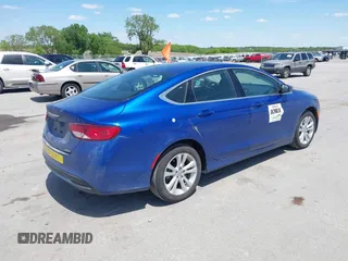 2015 Chrysler 200 Limited z VIN 1C3CCCAB4FN761054, wystawiony jako IAAI lot #42337982 z przebiegiem 124 320 mil mil oraz . Historia ofert i sprzedaży dostępna na DreamBid. Obrazek 4.