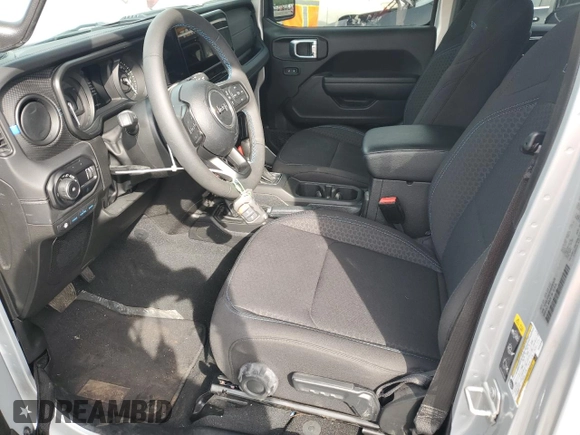 2024 Jeep Wrangler Rubicon with VIN 1C4RJXR6XRW292478, listed as a Copart auction lot 55655575 with 11,122 mi miles and Salvage Title. Bid and sale history available at DreamBid. Image 8.