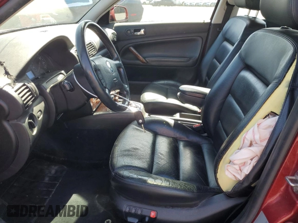 2001 Volkswagen Passat GLX z VIN WVWJH63B61E002904, wystawiony jako Copart lot #57347635 z przebiegiem 130 633 mil mil oraz Szkoda całkowita • Salvage title. Historia ofert i sprzedaży dostępna na DreamBid. Obrazek 7.