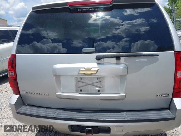 2011 Chevrolet Suburban LS с VIN 1GNSCHE07BR333292, выставлен на аукционе IAAI как лот 42749660 с пробегом 196 544 миль миль и . История ставок и продаж доступна на DreamBid. Изображение 16.