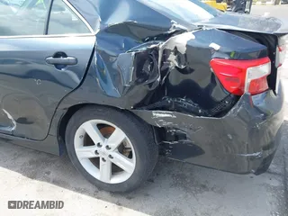 2014 Toyota Camry L with VIN 4T1BF1FKXEU385715, listed as a IAAI auction lot 41924726 with 187,486 mi miles. Bid and sale history available at carsss.com. Image 6.
