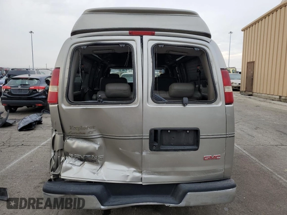 2004 GMC Savana Cargo Van YF7 Upfitter with VIN 1GDFG15T841141876, listed as a Copart auction lot 83259724 with 124,494 mi miles and Salvage Title. Bid and sale history available at carsss.com. Image 6.