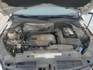 2017 Volkswagen Tiguan S с VIN WVGAV7AX6HK045546, выставлен на аукционе Copart как лот 46184035 с пробегом 127 301 миль миль и Чистый • Clean title. История ставок и продаж доступна на DreamBid. Изображение 12.