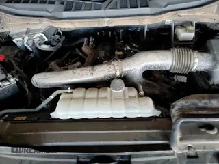 2023 Ford F-150 with VIN 1FTFW1P89PKD31166, listed as a Copart auction lot 84958565 with 50,773 mi miles and Salvage title. Bid and sale history available at DreamBid. Image 13.