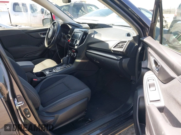 2019 Subaru Forester Premium with VIN JF2SKAGC4KH420956, listed as a IAAI auction lot 42244868 with 88,998 mi miles and . Bid and sale history available at DreamBid. Image 5.