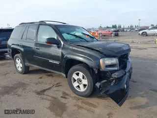 2002 Chevrolet TrailBlazer LS with VIN 1GNDT13S822269549, listed as a IAAI auction lot 41131532 with 286,570 mi miles. Bid and sale history available at carsss.com. Image 1.