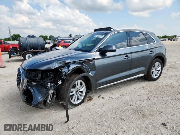 2024 Audi Q5 S line Premium with VIN WA1GAAFY6R2030890, listed as a Copart auction lot 59432555 with 33,671 mi miles and Salvage title. Bid and sale history available at DreamBid. Image 1.