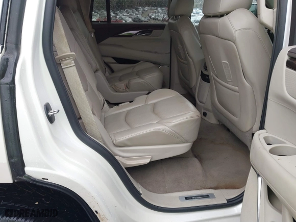 2015 Cadillac Escalade Premium with VIN 1GYS4NKJ9FR547587, listed as a IAAI auction lot 41556378 with 155,038 mi miles. Bid and sale history available at carsss.com. Image 8.