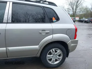 2006 Hyundai Tucson GLS with VIN KM8JN12D86U453274, listed as a IAAI auction lot 42095775 with 144,076 mi miles. Bid and sale history available at carsss.com. Image 13.