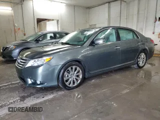 2012 Toyota Avalon z VIN 4T1BK3DB4CU472730, wystawiony jako Copart lot #55633905 z przebiegiem 130 732 mil mil oraz Szkoda całkowita • Salvage title. Historia ofert i sprzedaży dostępna na DreamBid. Obrazek 1.
