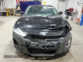 2021 Nissan Maxima SV z VIN 1N4AA6CV0MC508734, wystawiony jako Copart lot #83462114 z przebiegiem 92 377 mil mil oraz Szkoda całkowita • Salvage title. Historia ofert i sprzedaży dostępna na DreamBid. Obrazek 5.