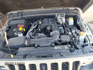 2022 Jeep Gladiator Rubicon with VIN 1C6JJTBG2NL164117, listed as a IAAI auction lot 42450350 with 22,326 mi miles and . Bid and sale history available at DreamBid. Image 10.
