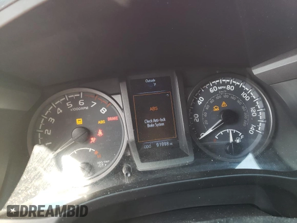 2017 Toyota Tacoma SR5 z VIN 3TMCZ5AN1HM096157, wystawiony jako Copart lot #74628764 z przebiegiem 91 998 mil mil oraz Szkoda całkowita • Salvage title. Historia ofert i sprzedaży dostępna na DreamBid. Obrazek 9.