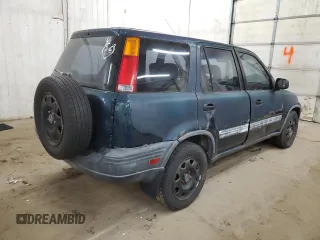 1998 Honda CR-V LX with VIN JHLRD1748WC100724, listed as a Copart auction lot 82495894 with 256,001 mi miles and Clean Title. Bid and sale history available at carsss.com. Image 3.