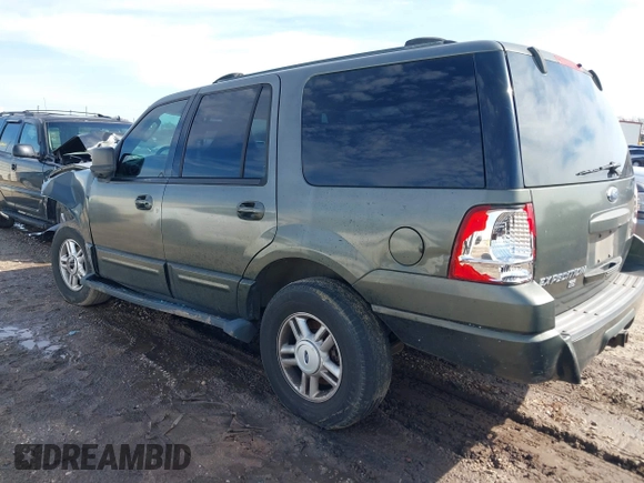 2004 Ford Expedition Special Service z VIN 1FMRU15W04LB54416, wystawiony jako IAAI lot #41392133 z przebiegiem 239 534 mil mil oraz . Historia ofert i sprzedaży dostępna na DreamBid. Obrazek 3.