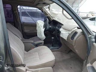 1998 Toyota 4Runner SR5 z VIN JT3GN86R3W0082047, wystawiony jako IAAI lot #42030018 z przebiegiem 259 894 mil mil oraz . Historia ofert i sprzedaży dostępna na DreamBid. Obrazek 5.
