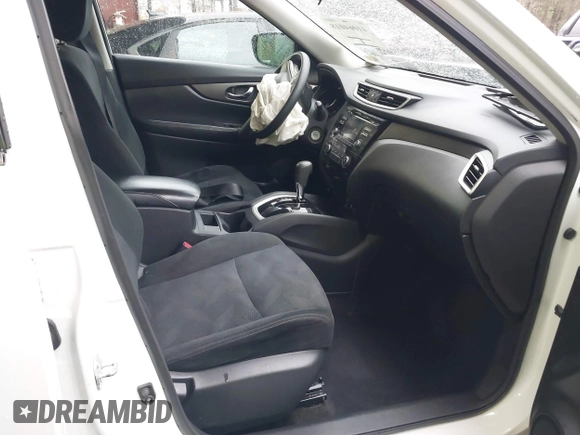 2016 Nissan Rogue SV with VIN 5N1AT2MT9GC899988, listed as a IAAI auction lot 41064018 with 87,424 mi miles. Bid and sale history available at carsss.com. Image 5.