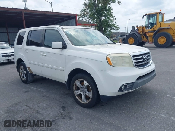 2013 Honda Pilot EX-L with VIN 5FNYF3H55DB013160, listed as a IAAI auction lot 42093991 with 235,443 mi miles. Bid and sale history available at carsss.com. Image 1.