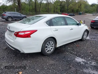 2016 Nissan Altima SR with VIN 1N4AL3AP7GC205080, listed as a IAAI auction lot 41974212 with 61,858 mi miles and . Bid and sale history available at DreamBid. Image 4.