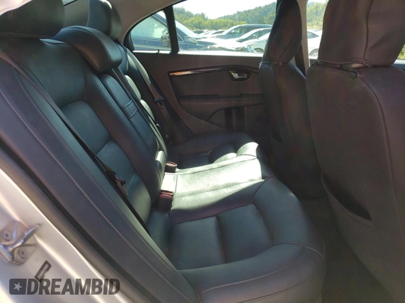 2016 Volvo S80 T5 Drive-E Platinum z VIN YV140MAM7G1196981, wystawiony jako Copart lot #70409363 z przebiegiem 68 138 mil mil oraz . Historia ofert i sprzedaży dostępna na DreamBid. Obrazek 10.
