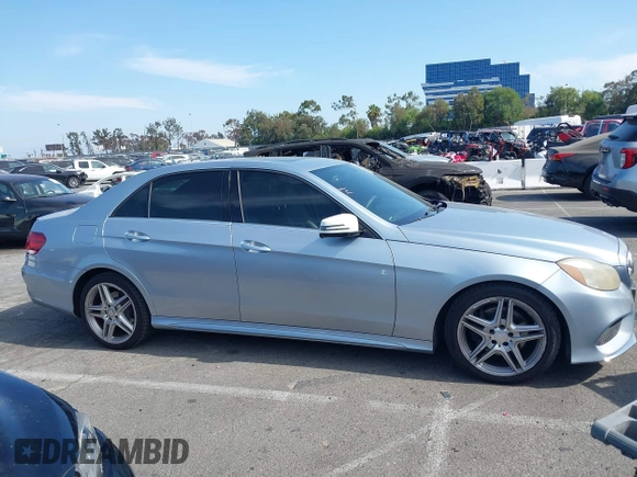 2014 Mercedes-Benz E 350 Sport с VIN WDDHF5KB6EA807269, выставлен на аукционе IAAI как лот 42509036 с пробегом 120 451 миль миль и . История ставок и продаж доступна на DreamBid. Изображение 13.