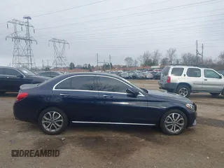 2018 Mercedes-Benz C 300 with VIN 55SWF4KB3JU246606, listed as a IAAI auction lot 41844444 with 39,687 mi miles and . Bid and sale history available at carsss.com. Image 13.