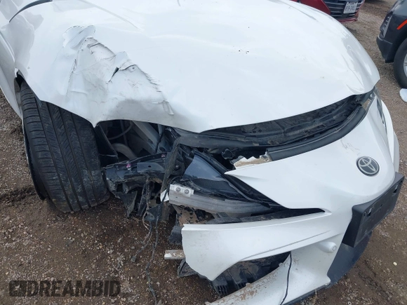2021 Toyota Supra 2.0 with VIN WZ1DB2C0XMW043249, listed as a IAAI auction lot 42085092 with Not provided miles and . Bid and sale history available at DreamBid. Image 6.