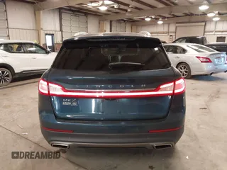 2016 Lincoln MKX Premiere with VIN 2LMTJ6JR3GBL51522, listed as a IAAI auction lot 41625838 with 161,271 mi miles. Bid and sale history available at carsss.com. Image 17.