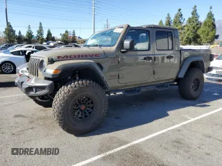 2020 Jeep Gladiator Mojave z VIN 1C6JJTEG9LL208784, wystawiony jako Copart lot #88921805 z przebiegiem 50 202 mil mil oraz Szkoda całkowita • Salvage title. Historia ofert i sprzedaży dostępna na DreamBid. Obrazek 1.
