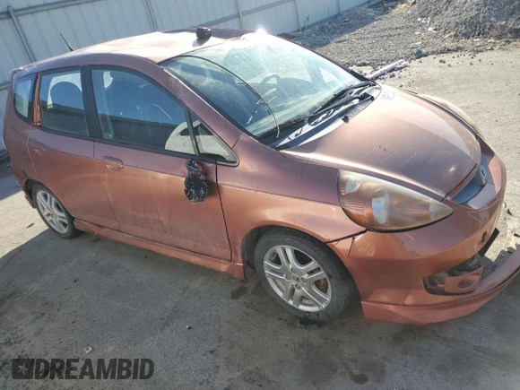 2007 Honda Fit Sport with VIN JHMGD38637S038204, listed as a Copart auction lot 84936024 with 199,066 mi miles and Salvage title. Bid and sale history available at DreamBid. Image 4.