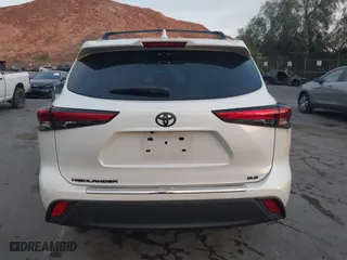 2020 Toyota Highlander XLE with VIN 5TDHZRAH8LS510065, listed as a IAAI auction lot 41252009 with 34,895 mi miles. Bid and sale history available at carsss.com. Image 16.