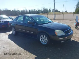 2005 Ford Five Hundred SEL with VIN 1FAFP24155G103553, listed as a IAAI auction lot 41763860 with 209,569 mi miles. Bid and sale history available at carsss.com. Image 1.