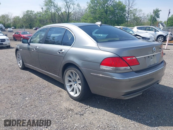 2006 BMW 7 Series 750Li with VIN WBAHN83536DT39909, listed as a IAAI auction lot 42159139 with 107,734 mi miles. Bid and sale history available at carsss.com. Image 3.