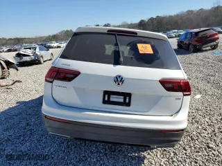 2018 Volkswagen Tiguan S with VIN 3VV1B7AX1JM109375, listed as a Copart auction lot 85322684 with 0 mi miles and Salvage Title. Bid and sale history available at carsss.com. Image 6.