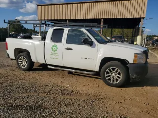 2011 Chevrolet Silverado 1500 Work Truck with VIN 1GCRKPE31BZ206231, listed as a Copart auction lot 77248654 with 198,480 mi miles and Salvage Title. Bid and sale history available at DreamBid. Image 4.