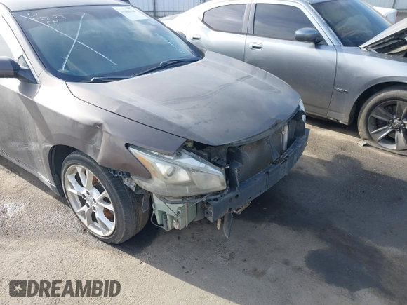 2012 Nissan Maxima S z VIN 1N4AA5AP3CC855648, wystawiony jako IAAI lot #37804768 z przebiegiem Nie podano mil oraz . Historia ofert i sprzedaży dostępna na DreamBid. Obrazek 6.
